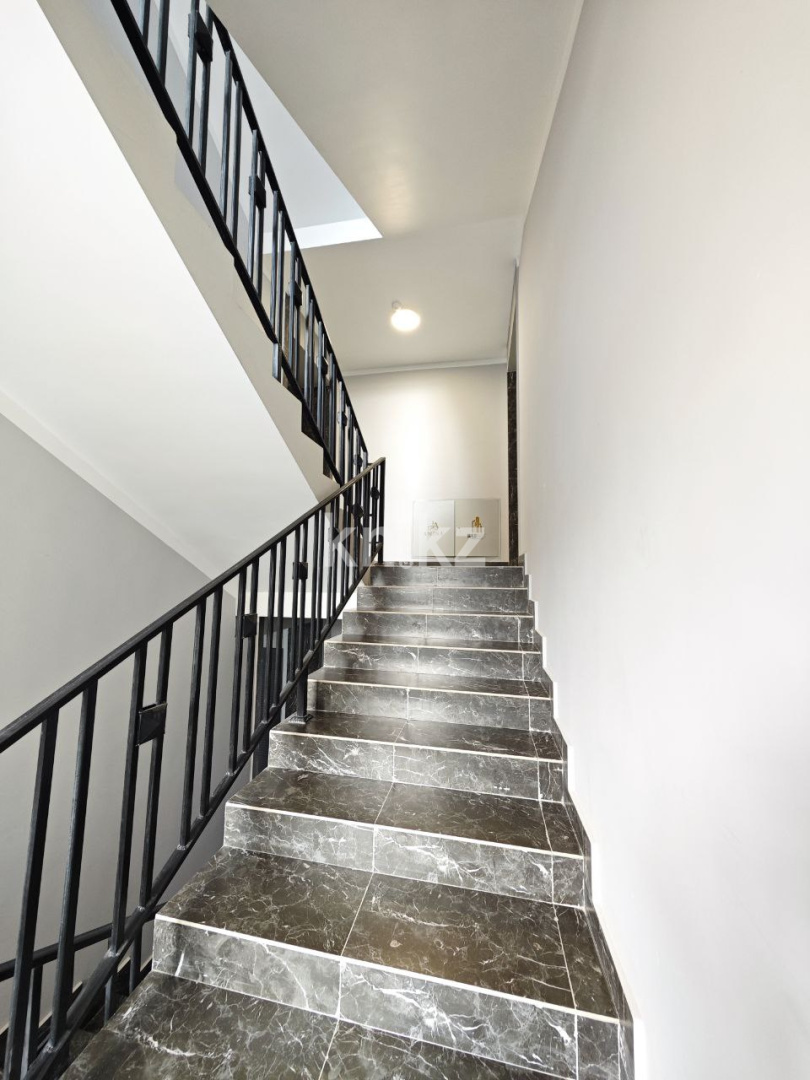 Продажа 1-комнатной квартиры, 48 м², мкр-н Орбита-1, дом  15/1 в Караганде - фото 11