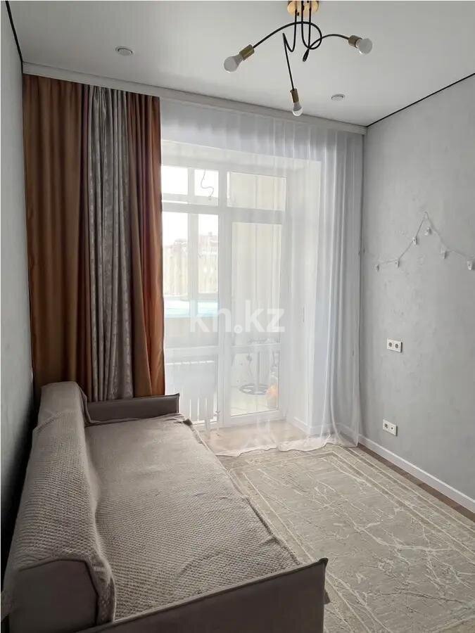 Продажа 4-комнатной квартиры, 74 м² в Караганде