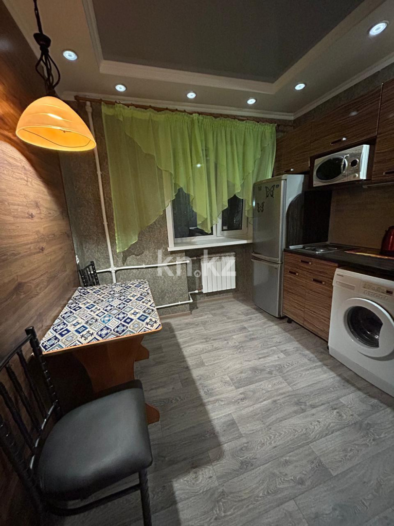 Аренда 1-комнатной квартиры посуточно, 40 м², Бектурова, дом  15 в Павлодаре - фото 6