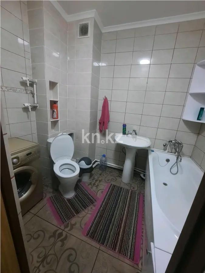 Продажа 2-комнатной квартиры, 52 м², пр. Республики, дом  1/3 в Караганде - фото 4