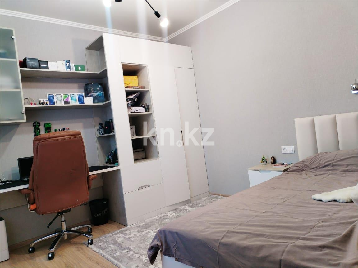 Продажа 3-комнатной квартиры, 81 м², ул. Затаевича (Зональная) в Караганде - фото 4