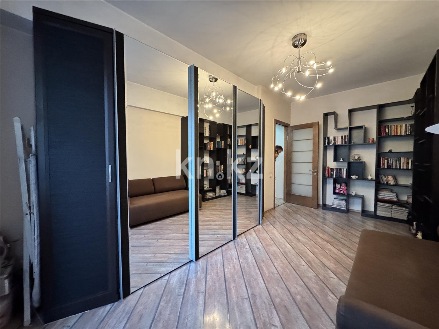 Продажа 3-комнатной квартиры, 66.2 м², ул. Абая, дом  26 в Караганде - фото 16