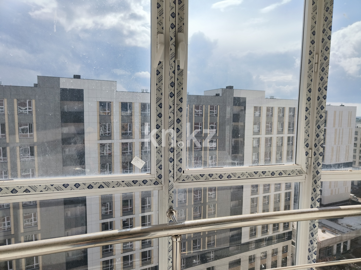 Продажа 1-комнатной квартиры, 52 м², ул. Е-15, дом  9а в Астане - фото 3