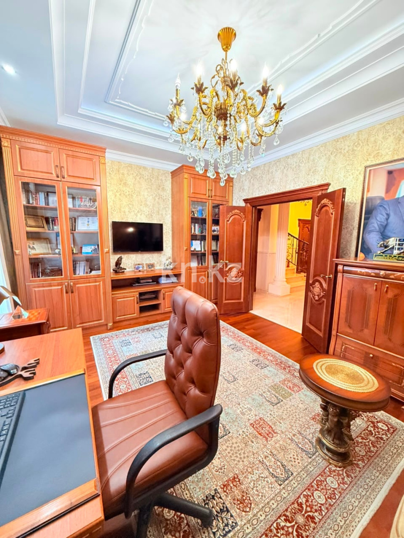Продажа 5-комнатной квартиры, 300 м² в Астане - фото 19