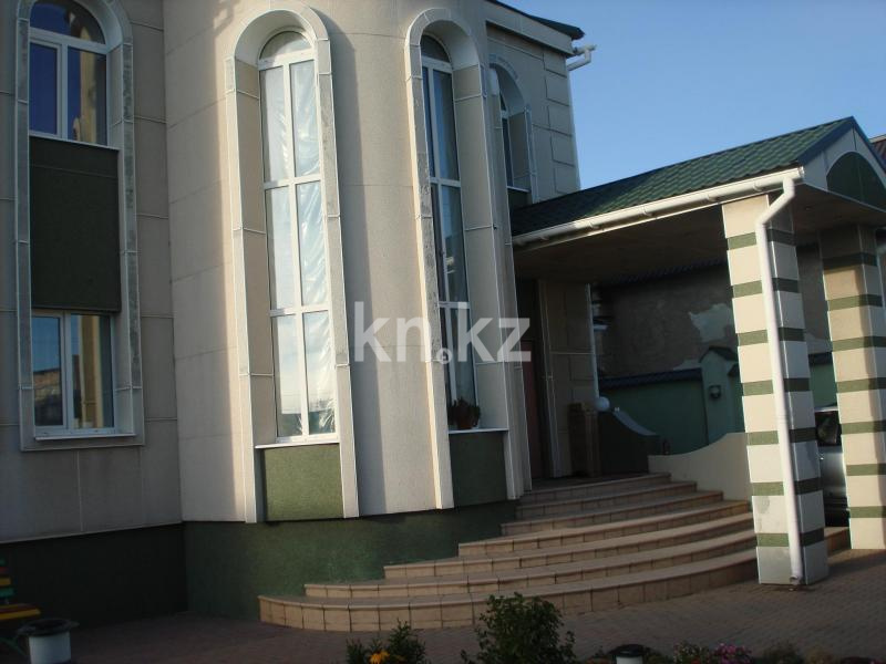 Продажа 10-комнатного дома, 367.5 м², ул. Кунгей в Караганде