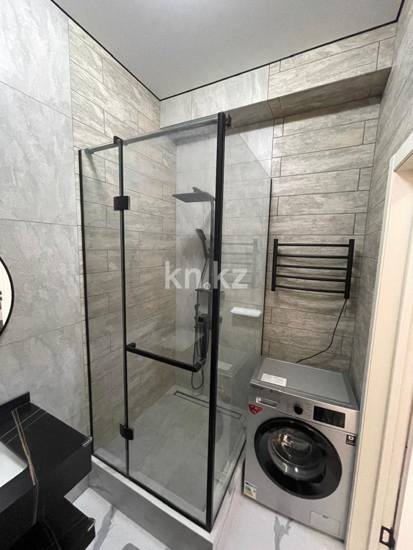 Аренда 1-комнатной квартиры посуточно, 40 м² в Усть-Каменогорске - фото 7