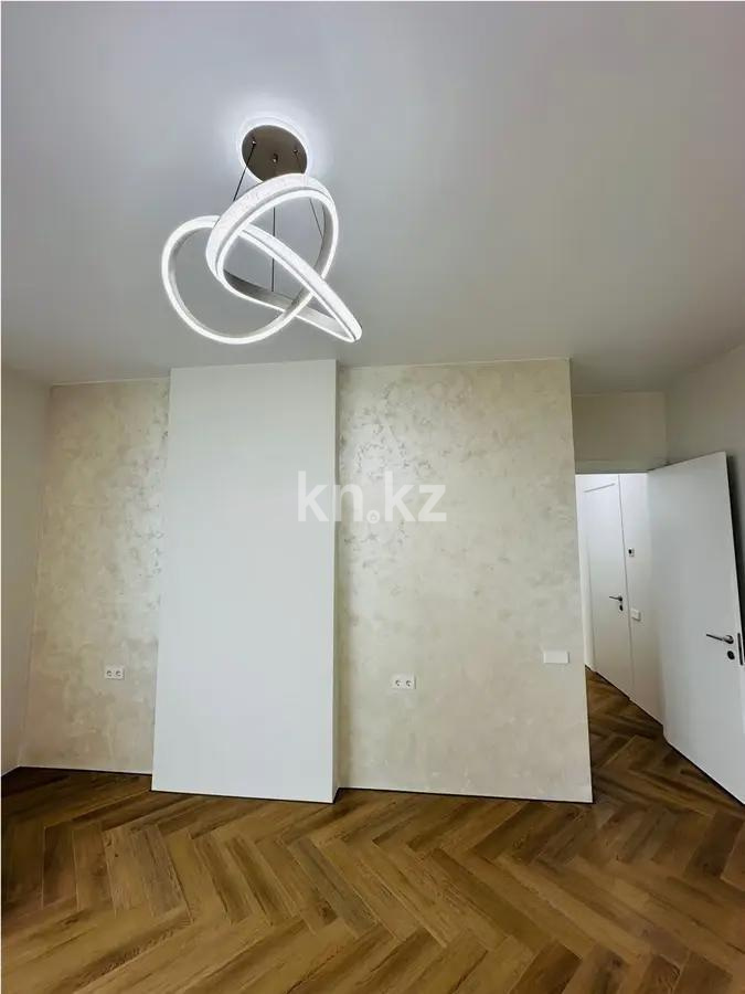 Продажа 2-комнатной квартиры, 70 м² в Астане