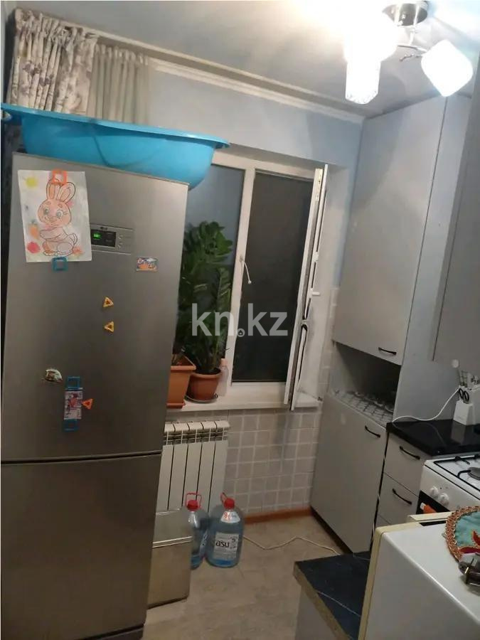 Продажа 3-комнатной квартиры, 59 м², мкр. Аксай-2, дом  65 в Алматы - фото 4