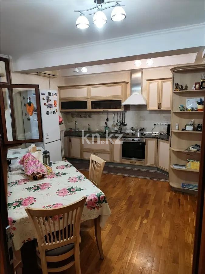 Продажа 3-комнатной квартиры, 117.8 м² в Алматы - фото 4