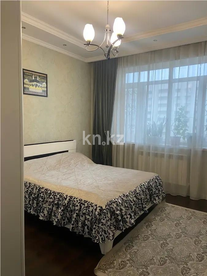 Продажа 3-комнатной квартиры, 100 м², пр. Абая, дом  150/230 в Алматы - фото 2