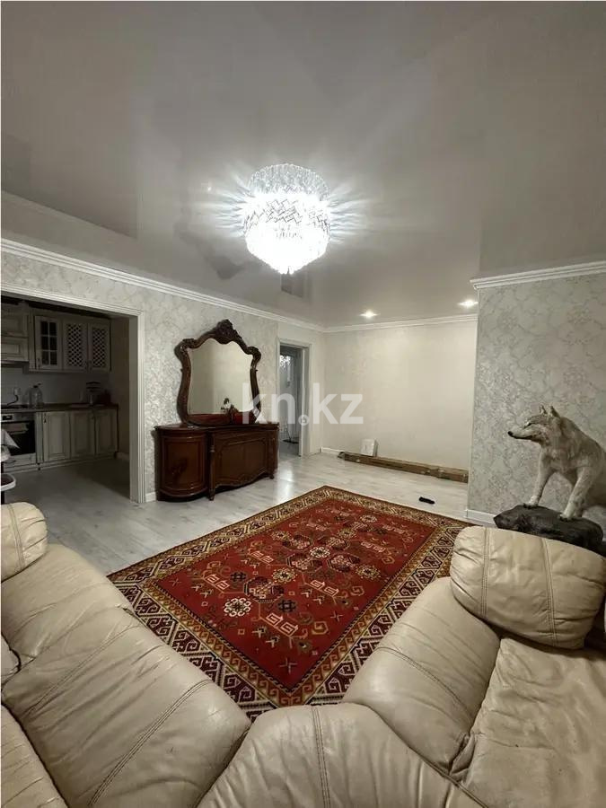 Продажа 5-комнатной квартиры, 127 м² в Караганде