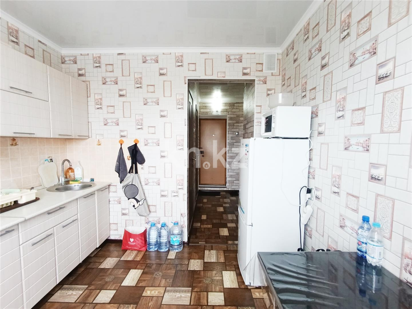 Продажа 1-комнатной квартиры, 38 м², мкр-н Степной-4, дом  27 в Караганде - фото 5