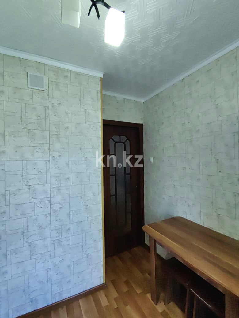 Продажа 2-комнатной квартиры, 47 м², 12 мкр., дом  17 в Караганде - фото 11