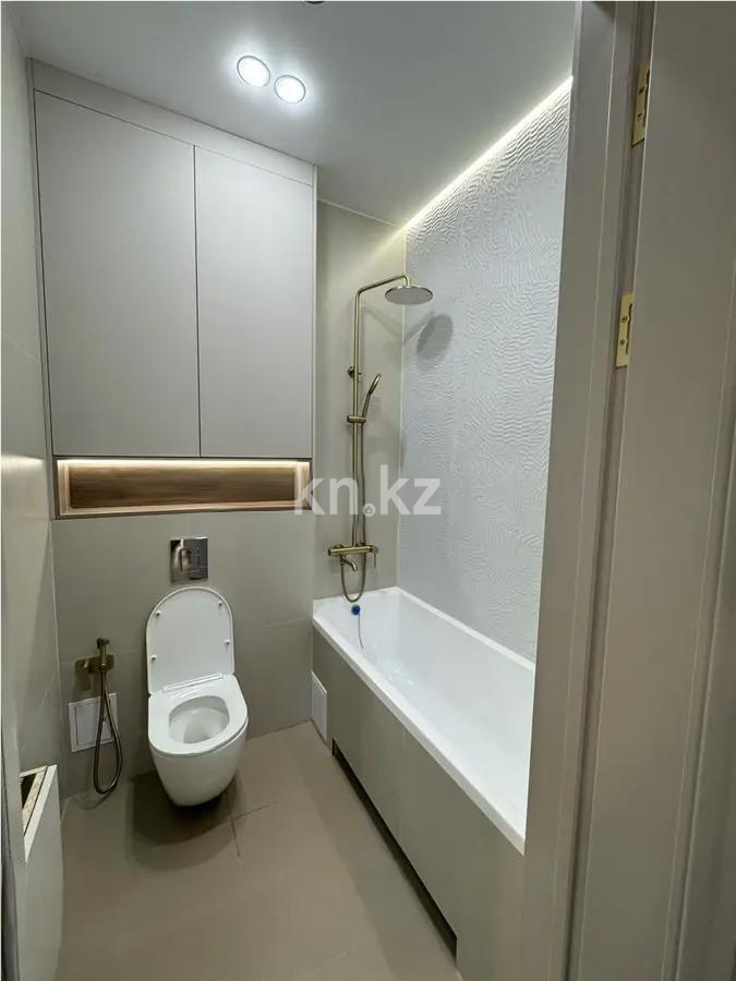 Продажа 3-комнатной квартиры, 85 м², ул. Райымбек батыра, дом  2 стр в Астане - фото 6