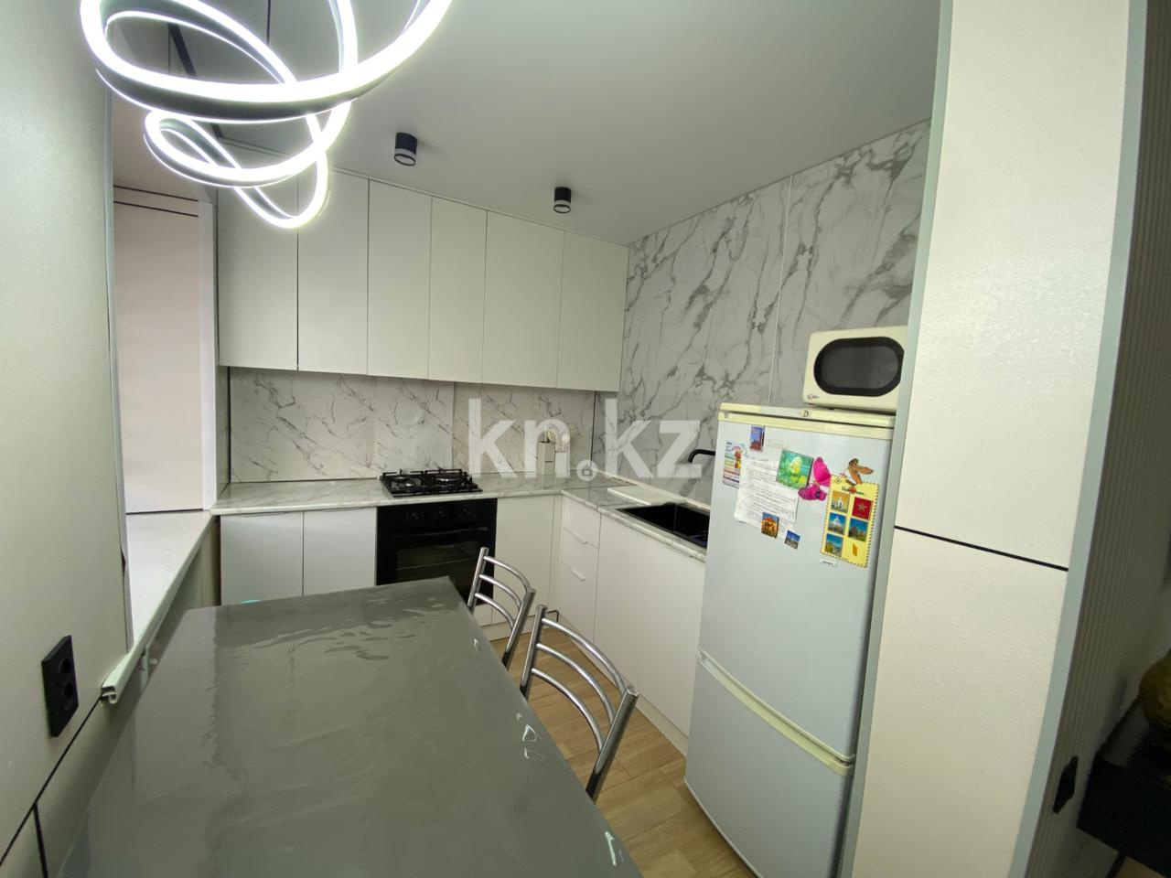 Продажа 3-комнатной квартиры, 57.5 м², ул. Алиханова в Караганде - фото 9