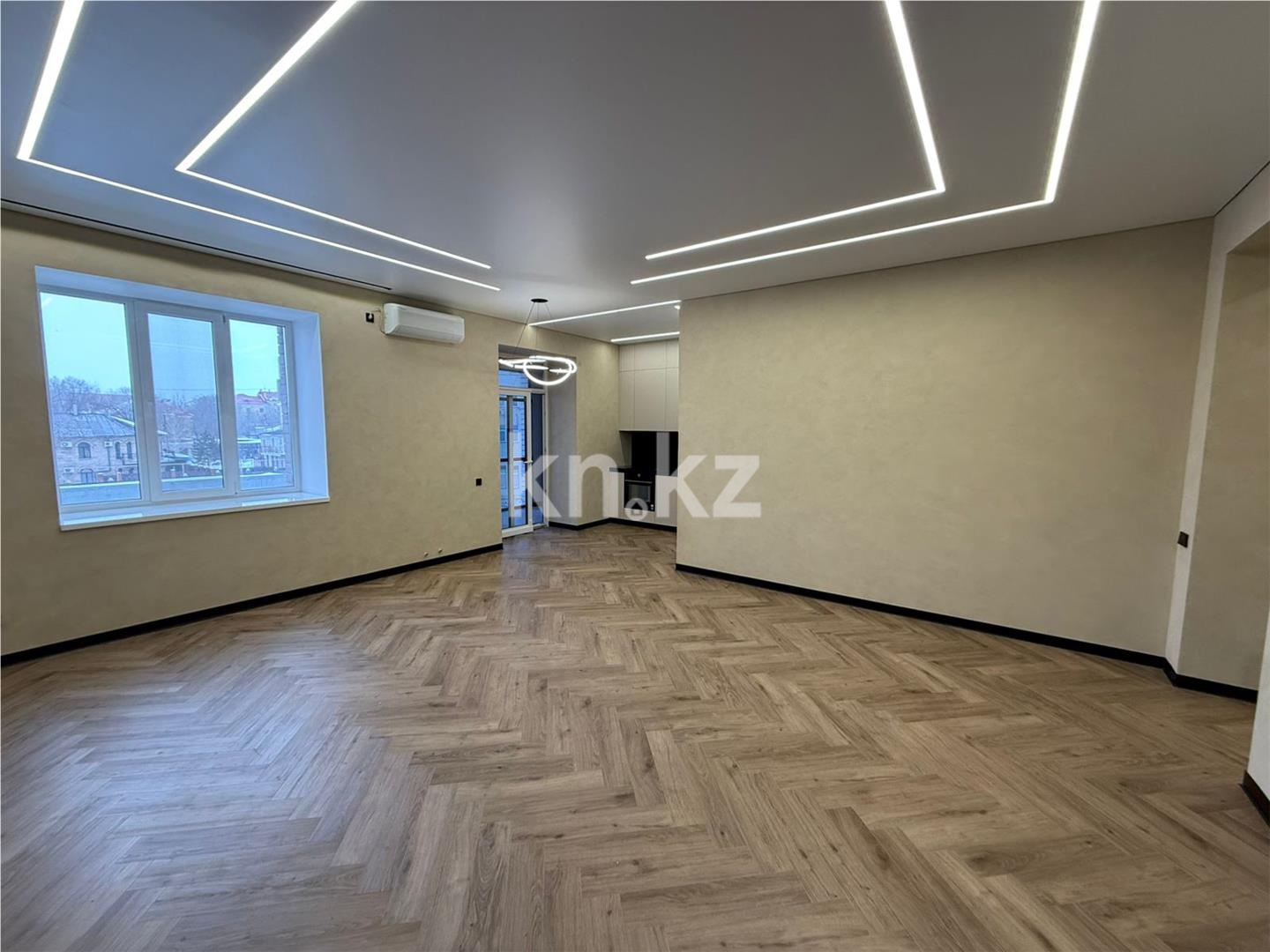 Продажа 3-комнатной квартиры, 104 м² в Караганде