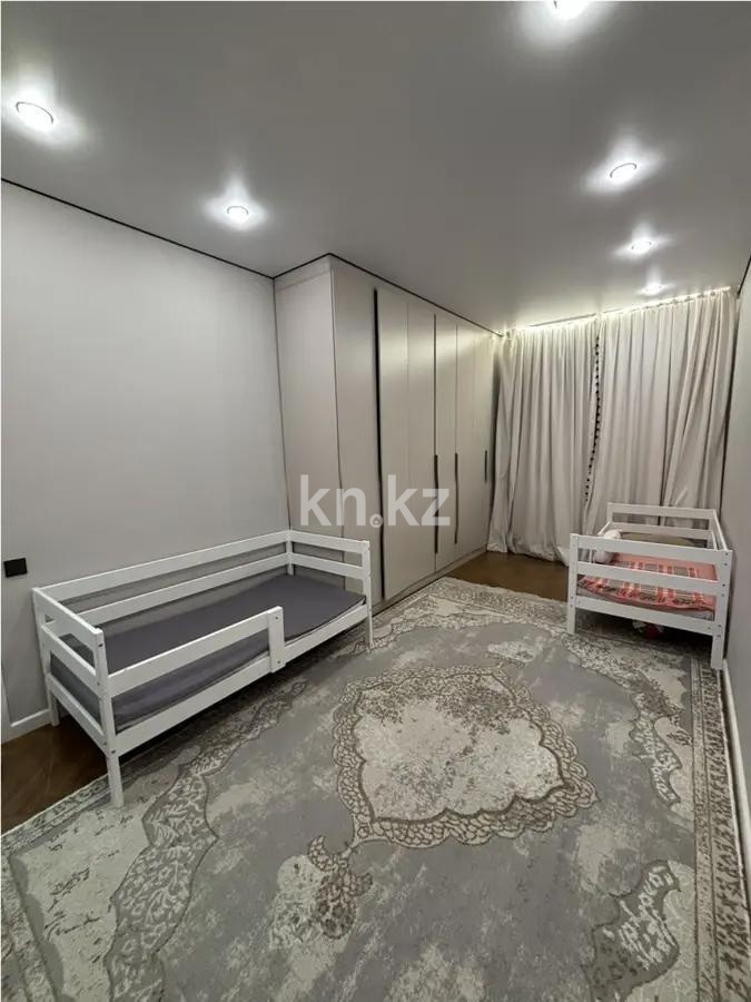 Продажа 3-комнатной квартиры, 58 м², ул. Устирт, дом  5/3 в Алматы - фото 2