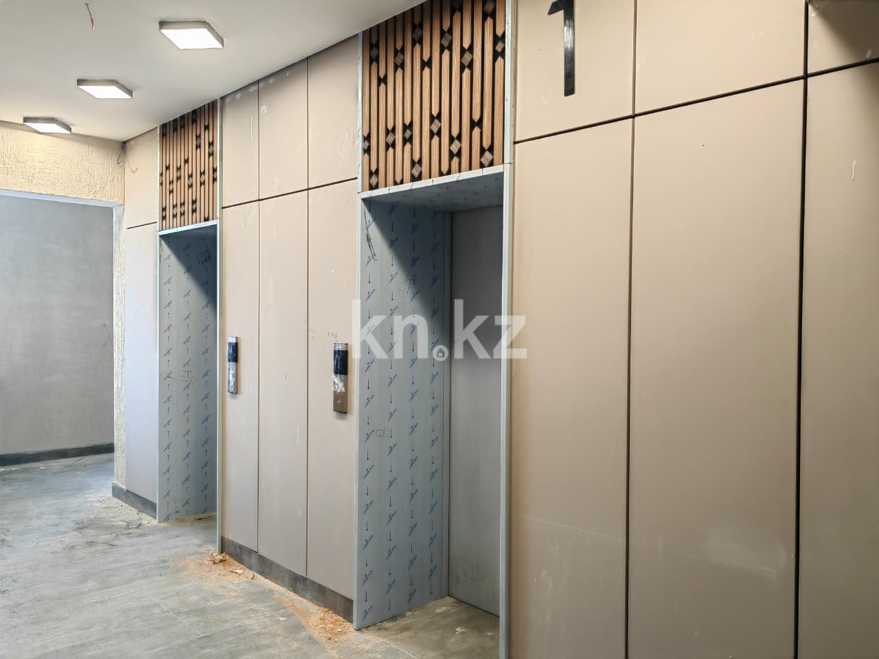 Продажа 1-комнатной квартиры, 45 м², 067 учетный квартал, дом  502 в Караганде - фото 3