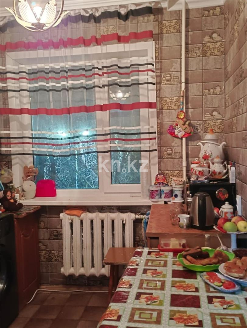 Продажа 3-комнатной квартиры, 62 м², мкр-н 23 в Караганде - фото 9