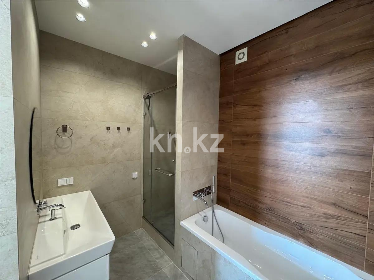 Продажа 4-комнатной квартиры, 120 м², ул. Акмешит, дом  13/3 в Астане - фото 9