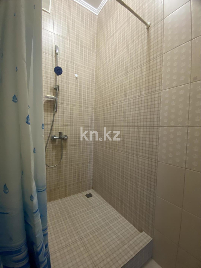 Продажа 2-комнатной квартиры, 63 м², ул. Храпатого в Астане - фото 13