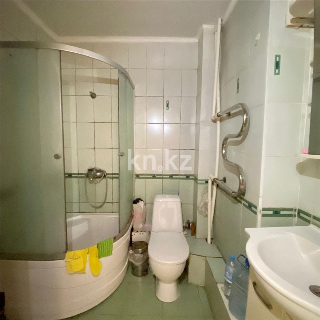 Продажа 1-комнатной квартиры, 33 м², мкр-н Мамраева (Восток-5) в Караганде - фото 7