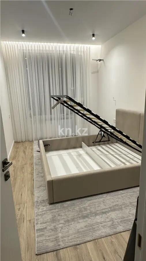 Продажа 2-комнатной квартиры, 60.82 м² в Астане