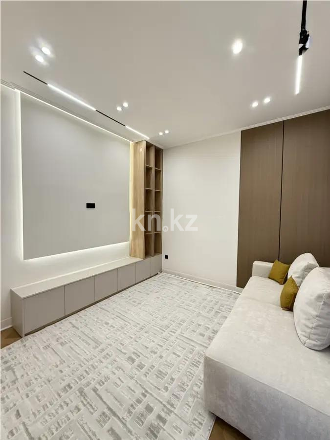 Продажа 1-комнатной квартиры, 38 м² в Астане