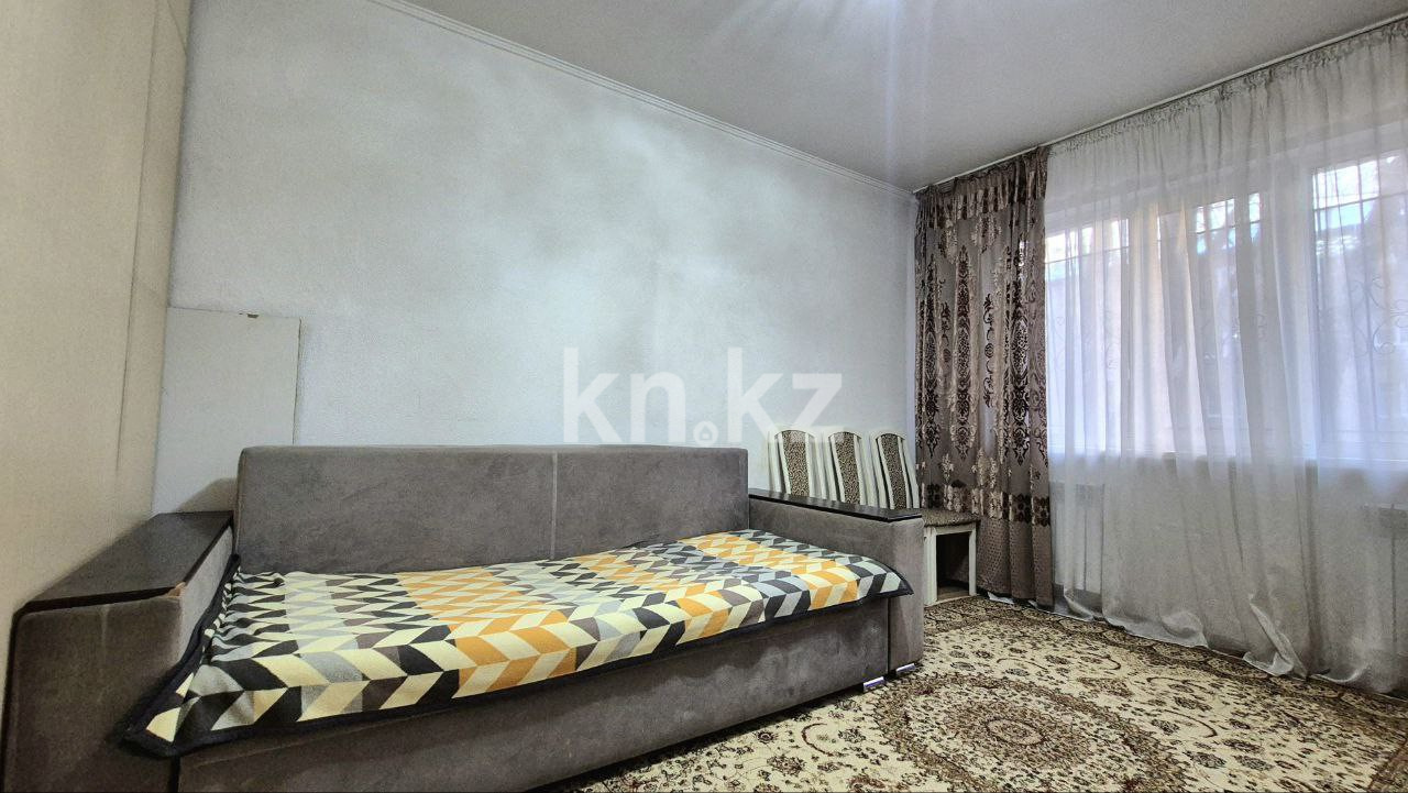 Продажа 3-комнатной квартиры, 57.5 м², 2 мкр., дом  36 в Алматы - фото 3