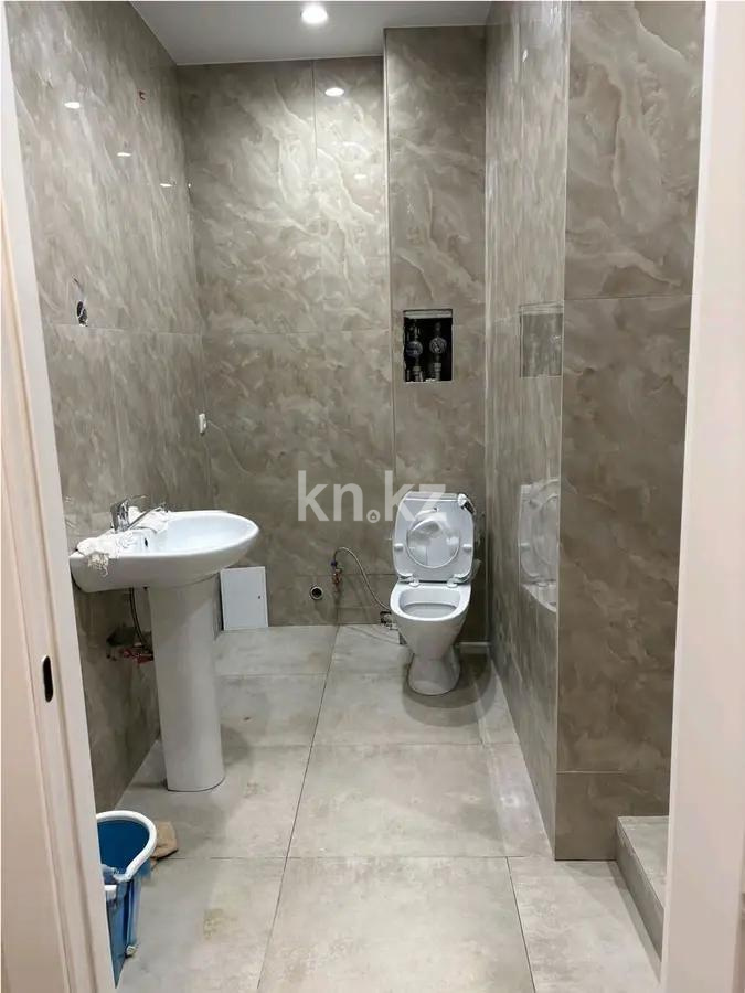 Продажа 2-комнатной квартиры, 45 м², ул. Байтурсынова, дом  36 в Астане - фото 3