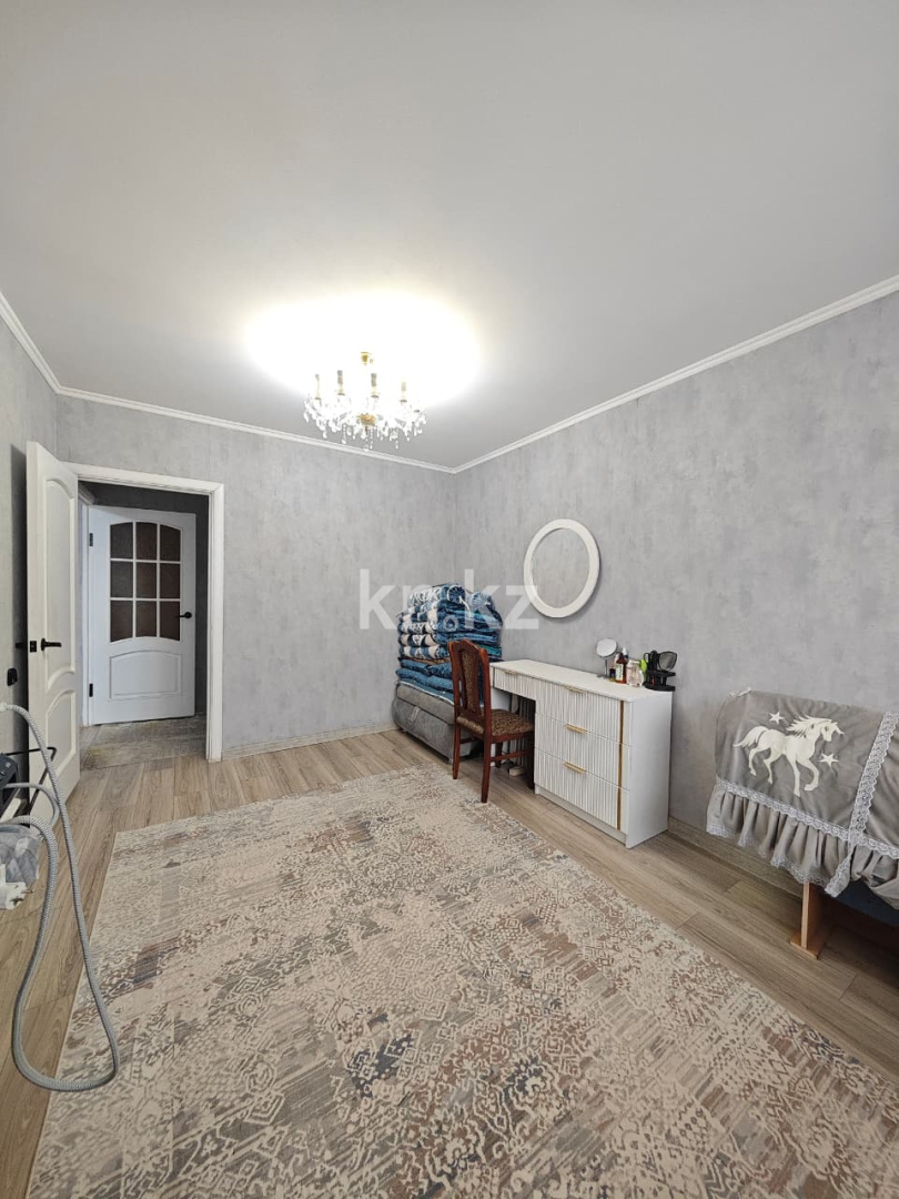 Продажа 3-комнатной квартиры, 69 м², ул. Сатыбалдина в Караганде - фото 8
