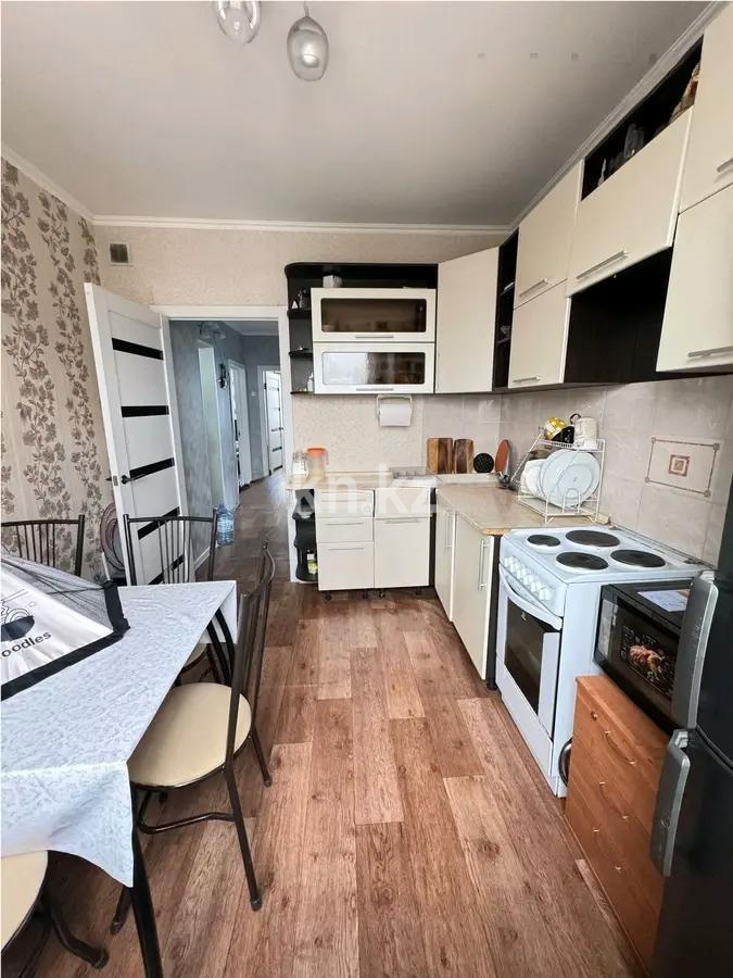 Продажа 3-комнатной квартиры, 66 м², мкр-н Орбита-1, дом  3 в Караганде - фото 3