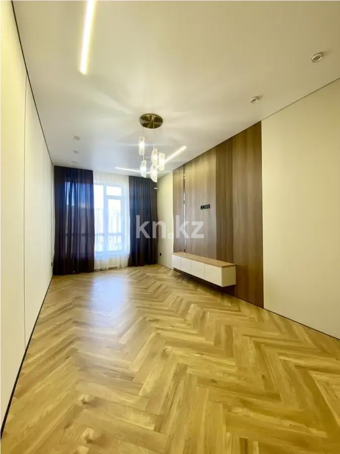 Продажа 2-комнатной квартиры, 62.6 м², ул. Е-15, дом  13/1 в Астане