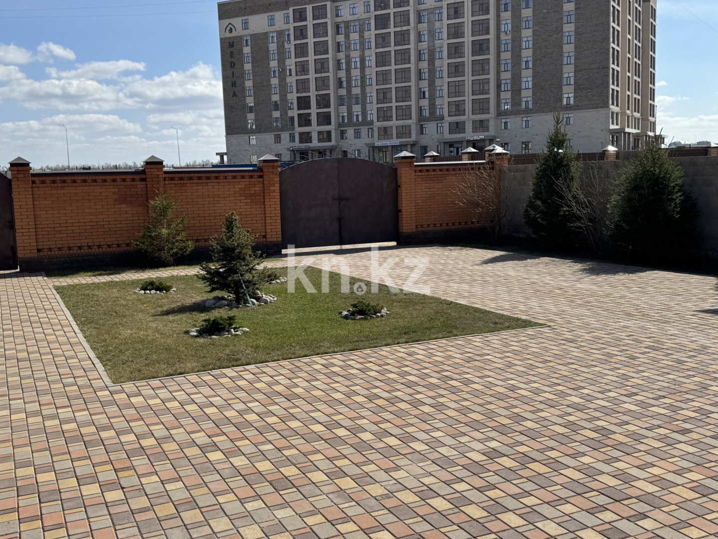 Продажа 8-комнатного дома, 315 м² в Караганде - фото 3