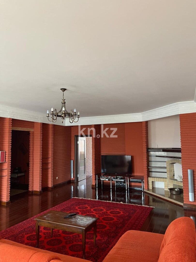 Аренда 2-комнатной квартиры, 137 м² в Алматы