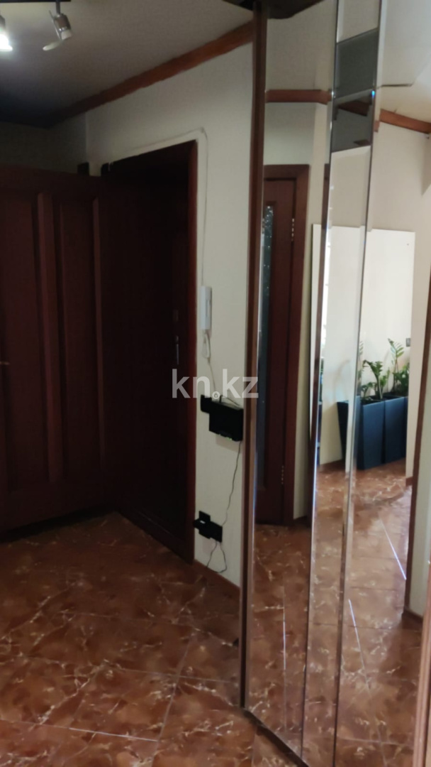 Продажа 2-комнатной квартиры, 48.5 м², пр. Н. Абдирова, дом  15 в Караганде - фото 18