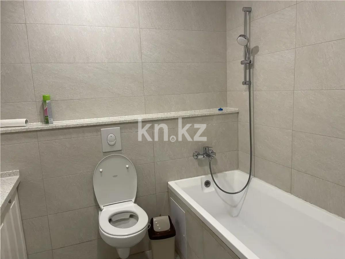 Продажа 2-комнатной квартиры, 74.1 м², ул. Тургута Озала, дом  194 в Алматы - фото 4