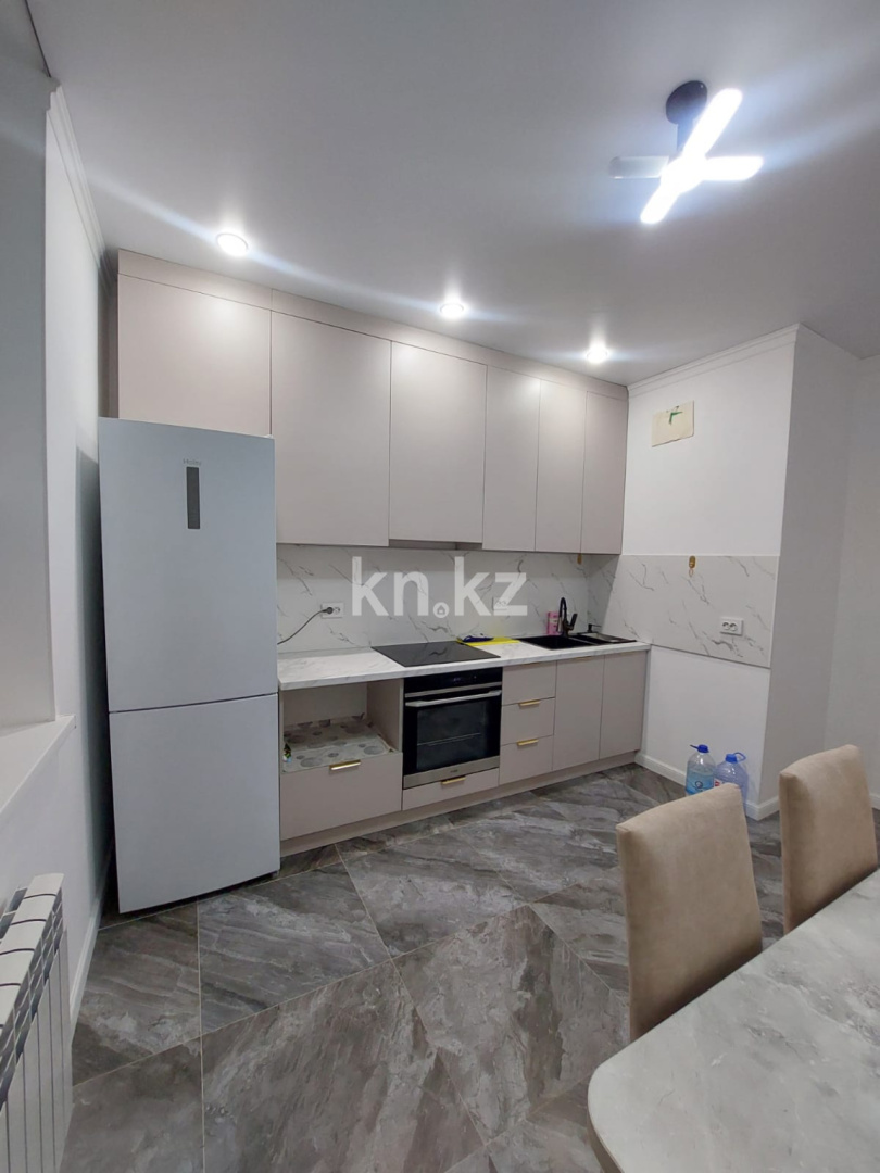 Аренда 1-комнатной квартиры, 37 м², ул. Сыганак, дом  32 в Астане