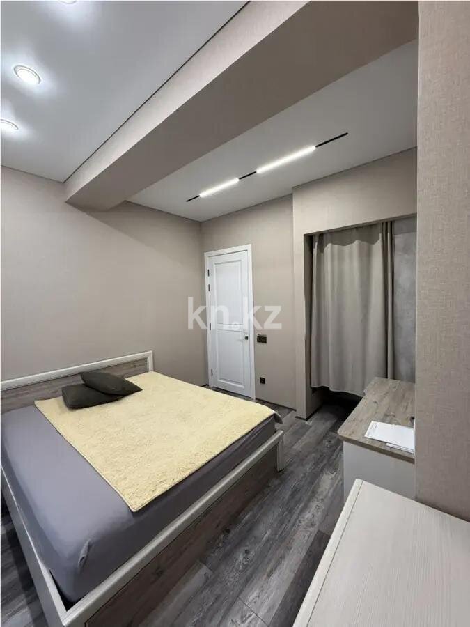 Продажа 3-комнатной квартиры, 67.2 м² в Алматы - фото 2
