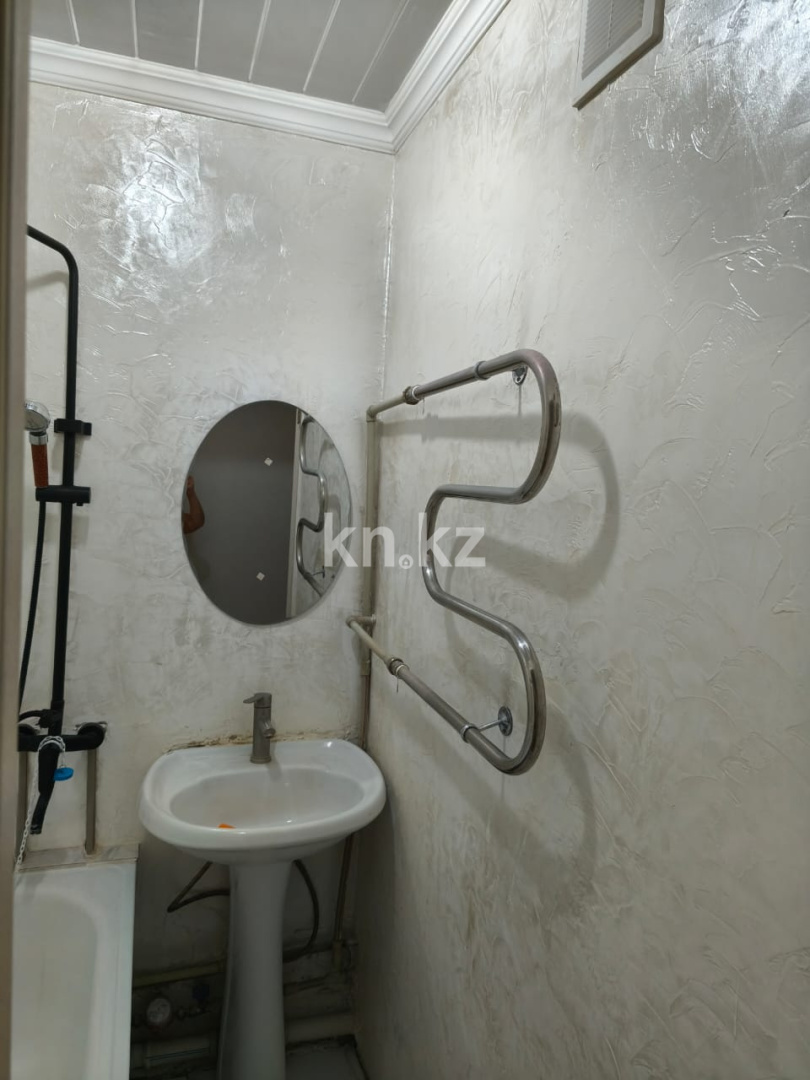 Продажа 3-комнатной квартиры, 63 м², Салтанат, дом  22 в Таразе - фото 5