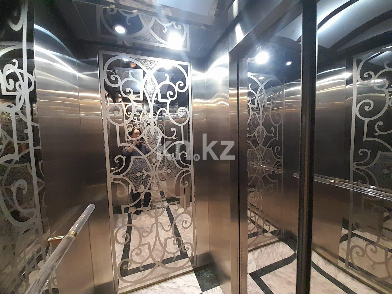 Продажа 3-комнатной квартиры, 84 м², ул. Ержанова, дом  34/1 в Караганде