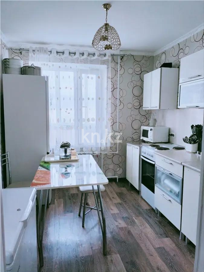 Продажа 2-комнатной квартиры, 49 м², мкр-н Восток-3, дом  14 в Караганде - фото 3