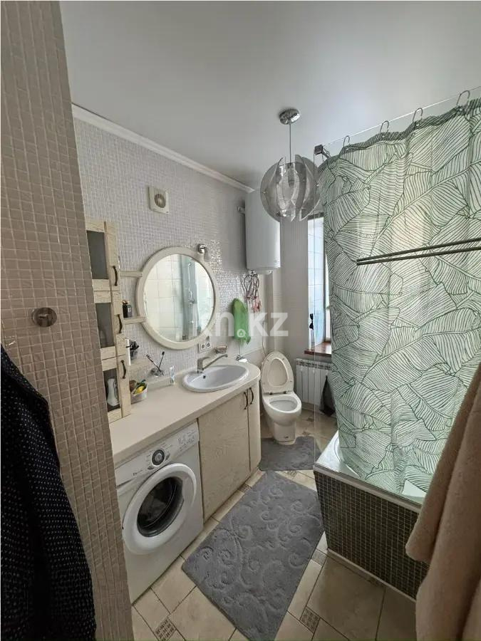 Продажа 2-комнатной квартиры, 55 м², ул. Абая, дом  3 в Караганде - фото 4