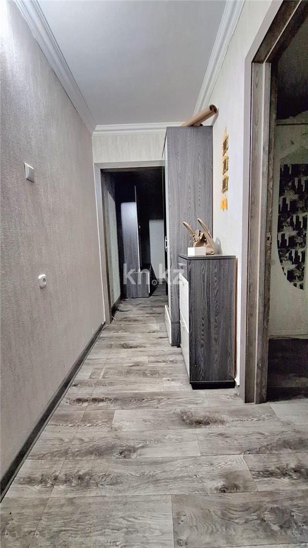 Продажа 4-комнатной квартиры, 61 м², 16 мкр. в Караганде - фото 13