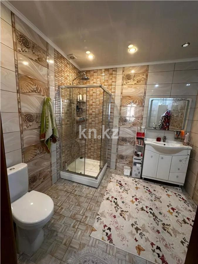 Продажа 5-комнатной квартиры, 252 м², ул. Иманова, дом  9 в Астане - фото 8