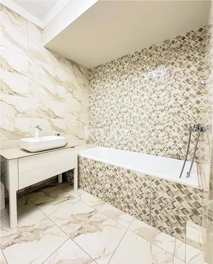 Продажа 2-комнатной квартиры, 49 м² в Алматы - фото 3