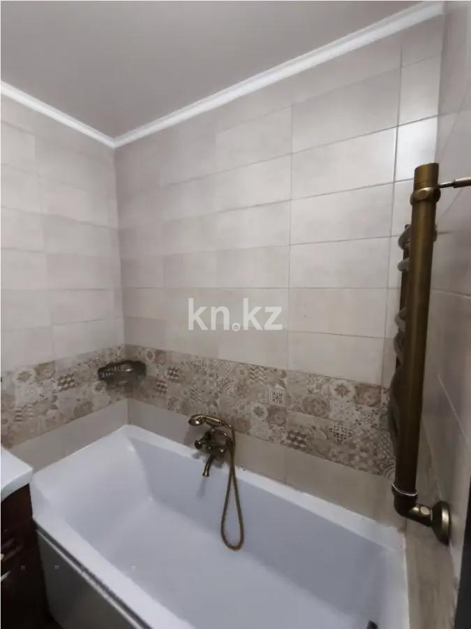 Продажа 2-комнатной квартиры, 66.5 м², ул. Богенбай батыра, дом  88 в Алматы - фото 3