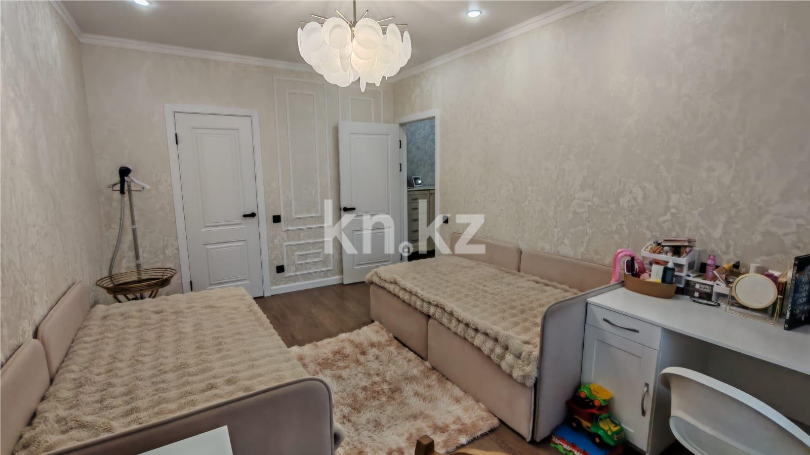 Продажа 4-комнатной квартиры, 115 м², ул. Букетова в Караганде - фото 7