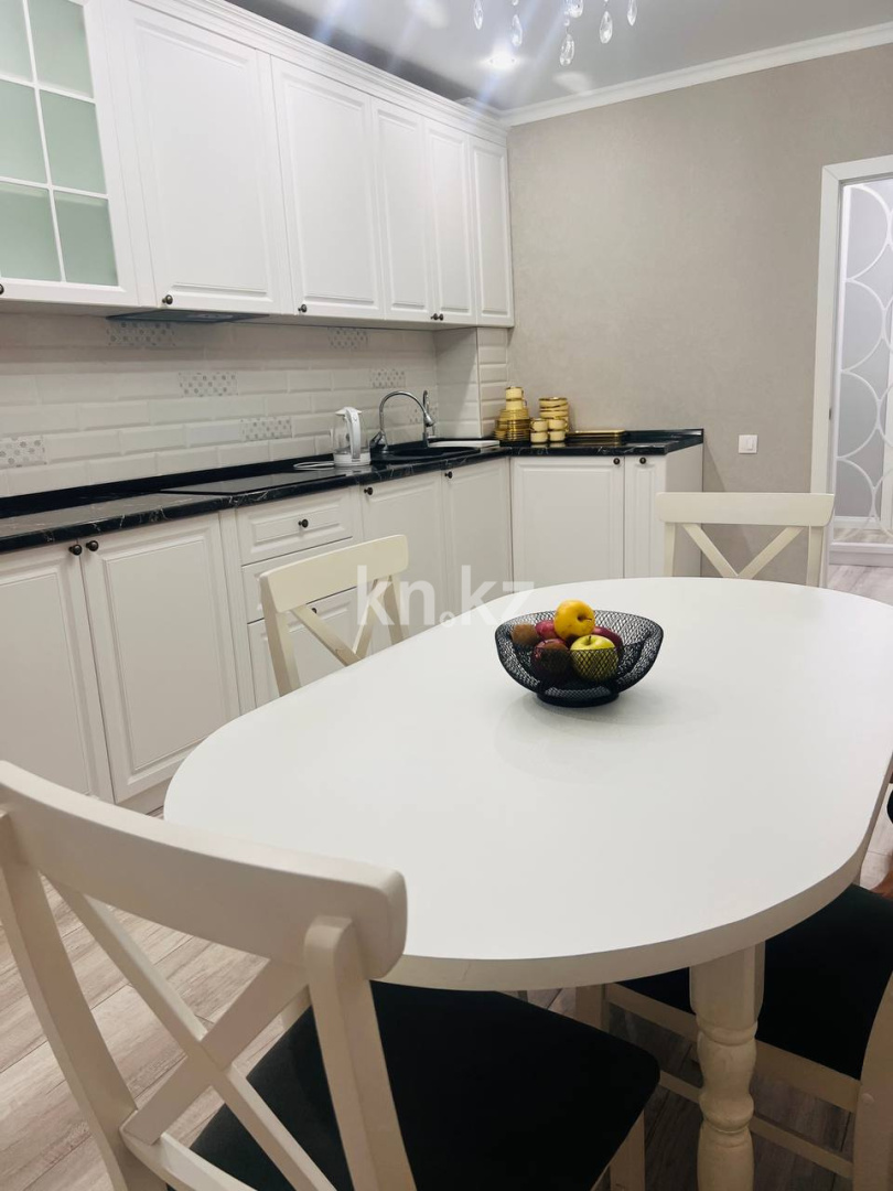 Аренда 2-комнатной квартиры, 76 м², ул. Е-67, дом  6 - ул. Сыганак в Астане - фото 2