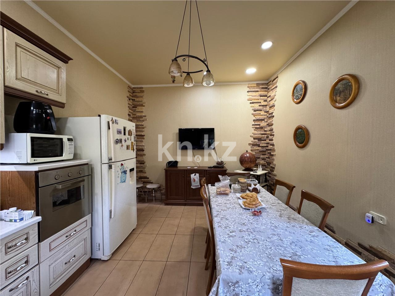 Продажа 8-комнатного дома, 302 м² в Темиртау - фото 3